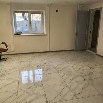 Академіка Корольова вул., 85/2