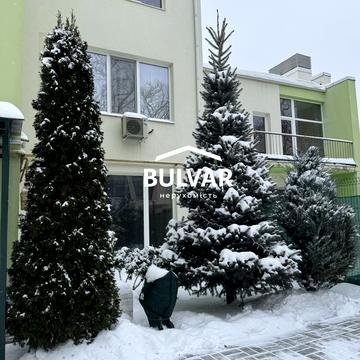 Липова вул. (Синельникова), 8