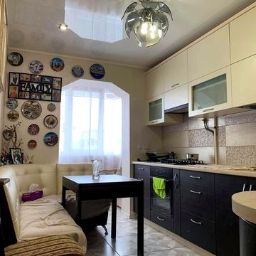 Академіка Корольова вул., 75/1