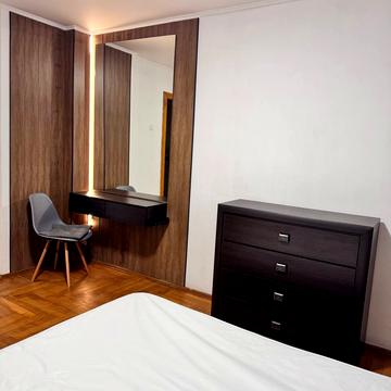 Євгена Коновальця вул., 99