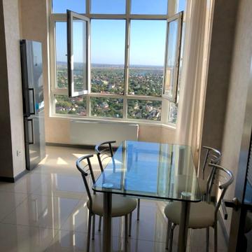 Миколи Бажана просп., 8-Б