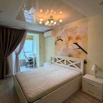 Жулянська вул., 1-Г