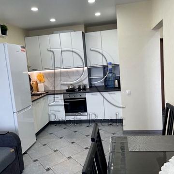 Всеволода Змієнка вул., 21