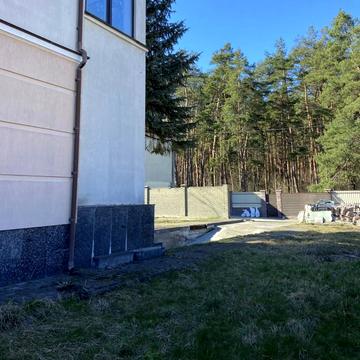 Північна вул., 22