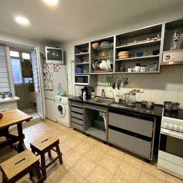 Антоновича вул. (Горького), 165