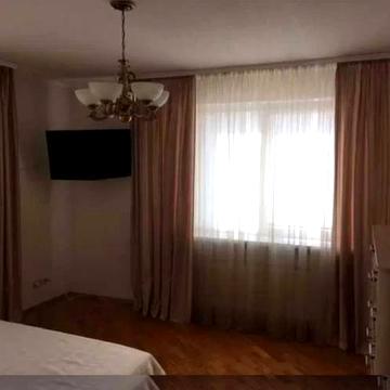 Винна Гора вул., 28