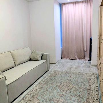 Практична вул., 4