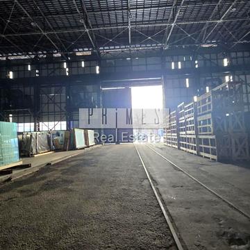 Набережно-Лугова вул., 5