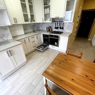 Академіка Шалімова вул., 65