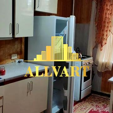 Архітектора Вербицького вул., 4