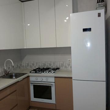 Нескорених вул. (Героїв Праці), 18