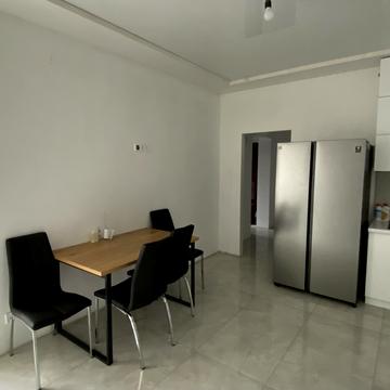 Доктора Самойловича вул., 30