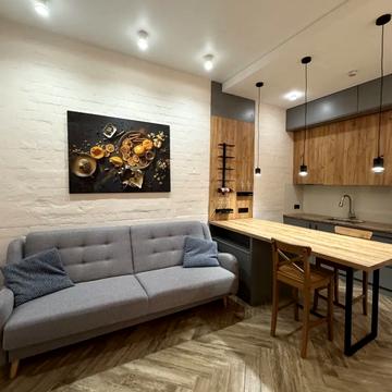 Павла Чубинського вул., 2