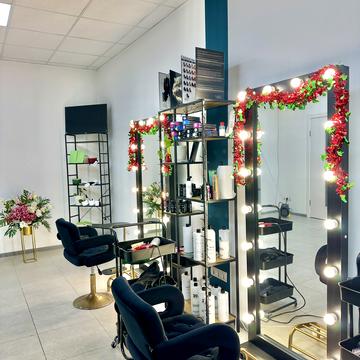 Мисливська вул., 24