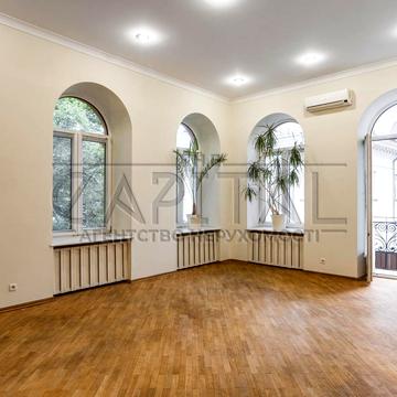 Лютеранська вул., 12