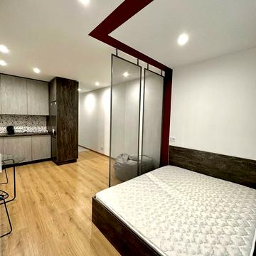 Під Голоском вул., 24