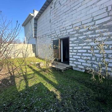 Садова вул.