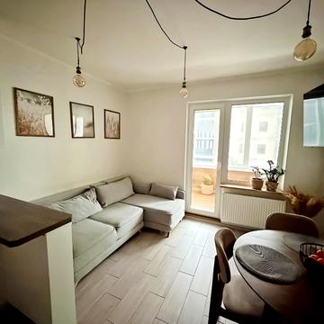 Балтійський пров., 5