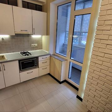 Приміська вул., 1