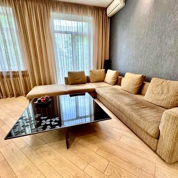 Михайла Бойчука вул. (Кіквідзе), 5