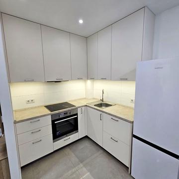 Бориса Тлехаса вул., 19/1