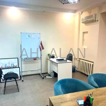 Олеся Гончара вул., 37-А