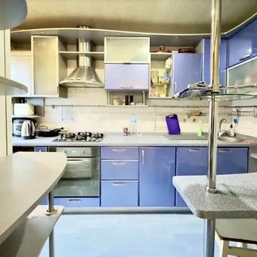 Сонячна Набережна вул. (Маршала Малиновського), 10