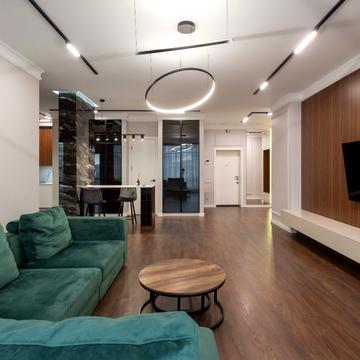 Болсуновська вул. (Сергія Струтинського), 2