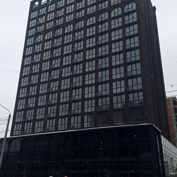 Сонячна вул., (Будинок 1)