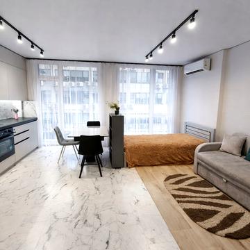 Євгена Коновальця вул., 37-А