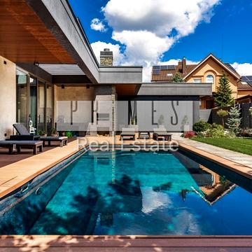 Печерська вул.