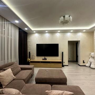 Андрія Верхогляда вул. (Михайла Драгомирова), 16