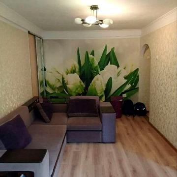 Василя Чумака вул., 8