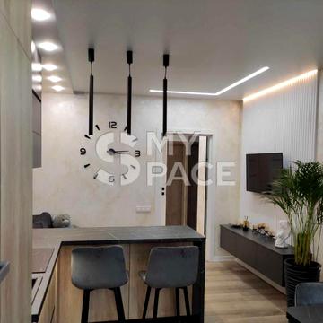 Академіка Заболотного вул., 1-Б