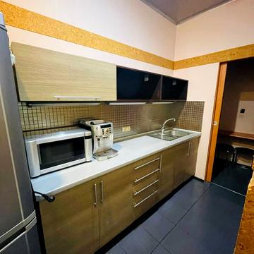 Саксаганського вул., 121