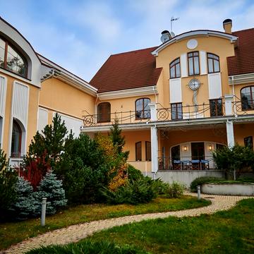 Миколи Юнкерова вул.