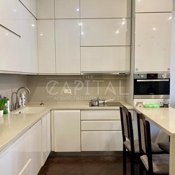 Миколи Міхновського бульв. (Дружби народів), 14-16