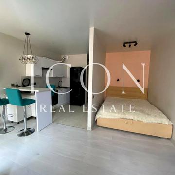 Соборності просп. (Воззєднання), 17 к2