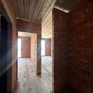 Урожайна вул., (Будинок 1)