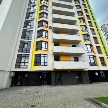 Залізнична вул., 15