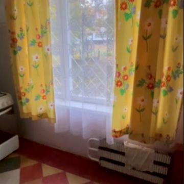 Нескорених вул., 70