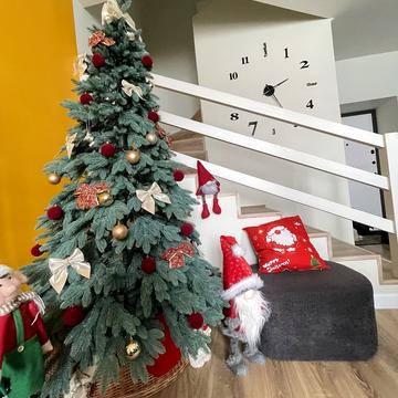 Зелена вул., 1