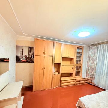 Сержа Лифаря вул. (Олександра Сабурова), 17-А