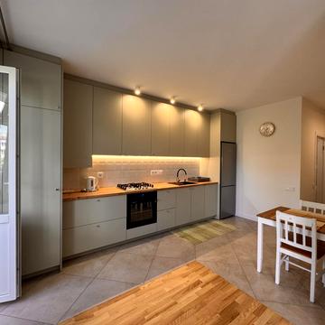 Жасминова вул., 11