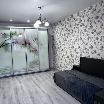 Академіка Сахарова вул., 3-Б