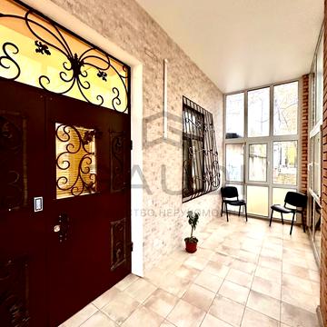 Адміральська вул., 17-А