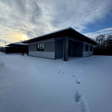 Довженка вул.