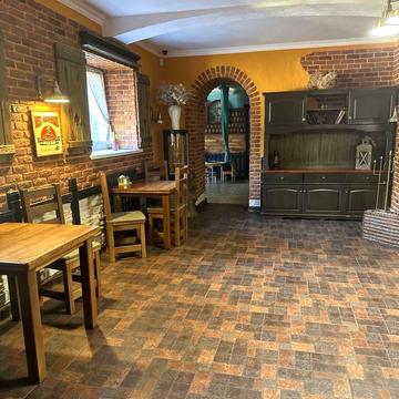 Григорія Сковороди вул., 8