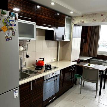 Новосельського вул., 16