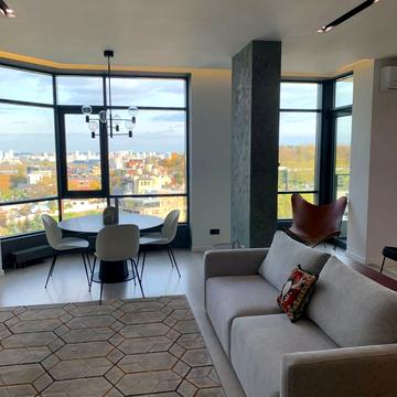 Болсуновська вул. (Сергія Струтинського), 2